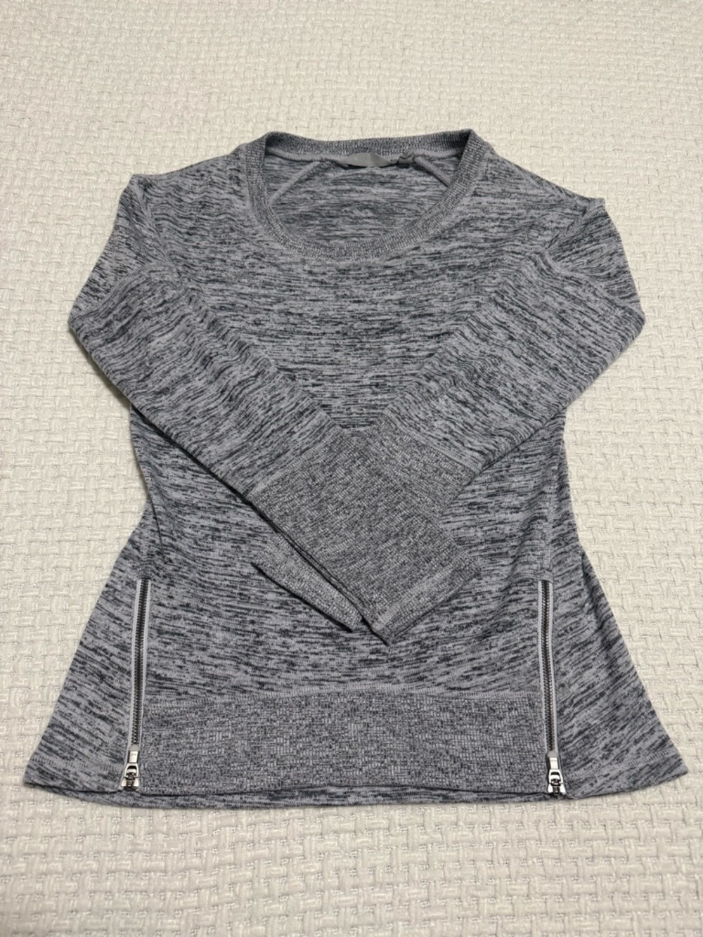 Athleta Grey long sleeve top with zipper detail. Size: XS